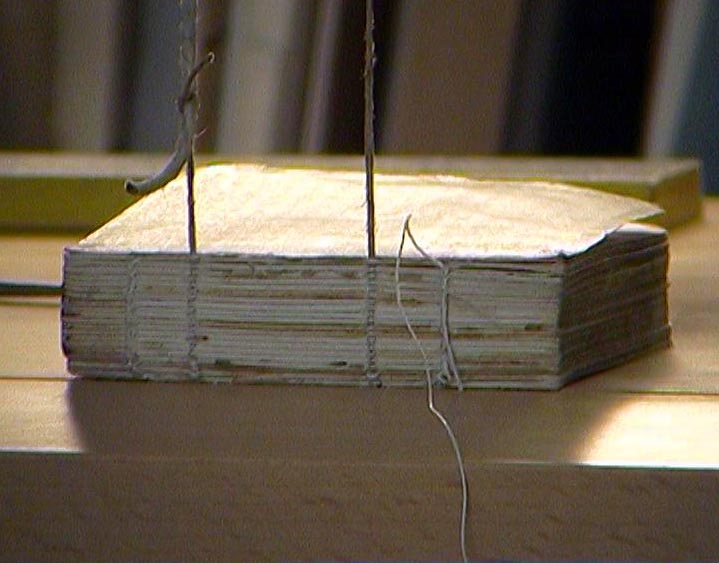 Reparatur
gebunden im BuchbindeAtelier . Kochinke